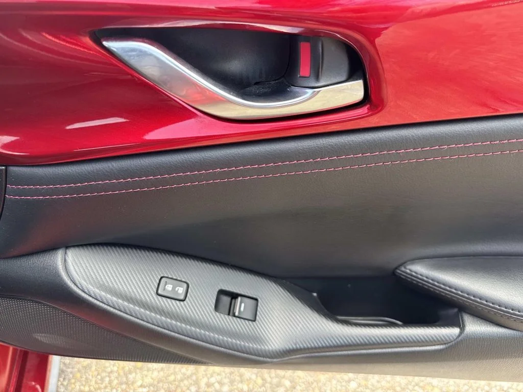 Used 2018 Red Mazda Club image 13