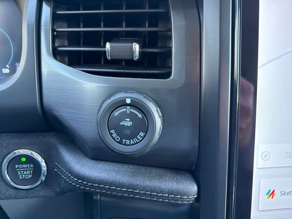 Certified Used 2025 Agate Black Metallic Ford Flash image 37