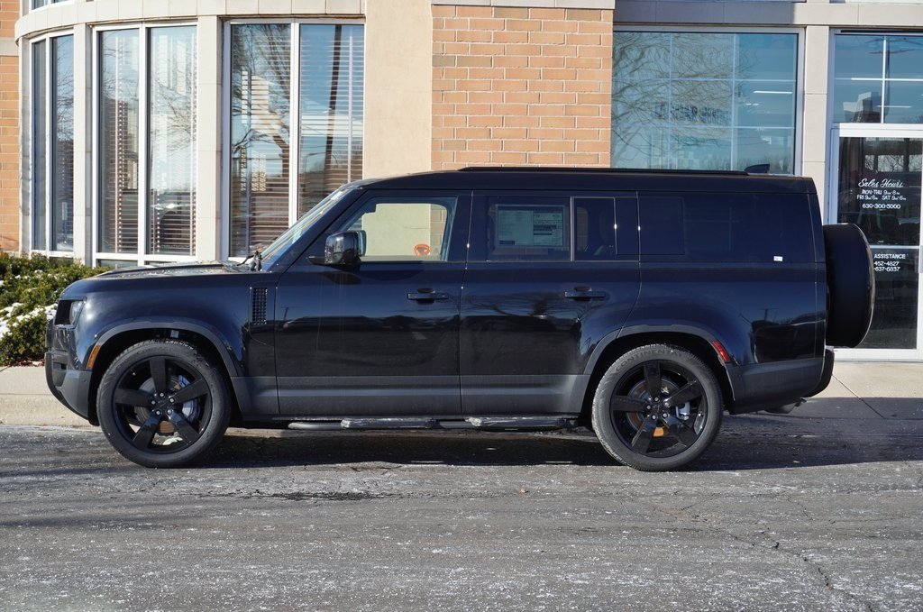 2026 LAND ROVER DEFENDER - Image 1