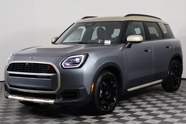 2026 MINI Countryman Signature Plus