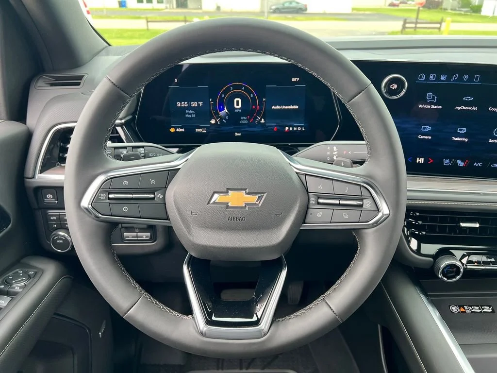 2026 Chevrolet Suburban Premier - Photo 10