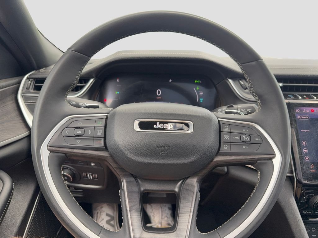 Used 2024 White Jeep 4xe image 16