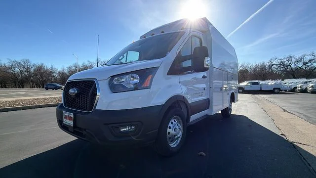 2024 Ford Transit Cutaway Base - Photo 9