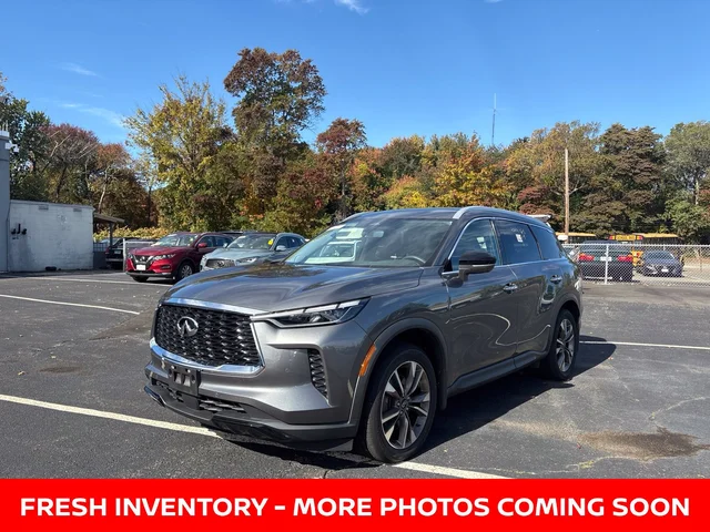 2023 INFINITI QX60 LUXE