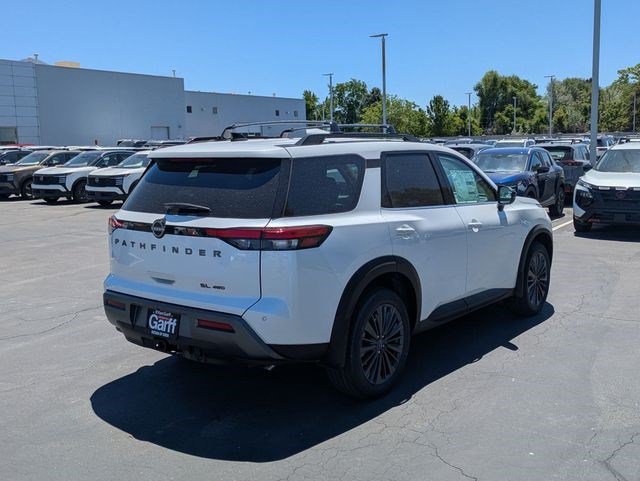 New 2026 Everest White Pearl Tricoat Nissan SL image 3