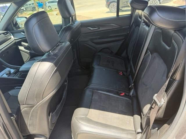Used 2023 Gray Jeep Altitude X image 6