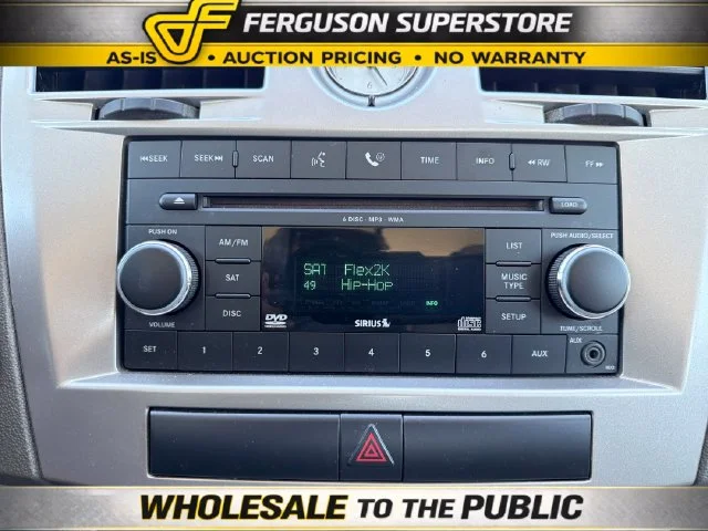 Used 2009 Beige Chrysler Touring image 12