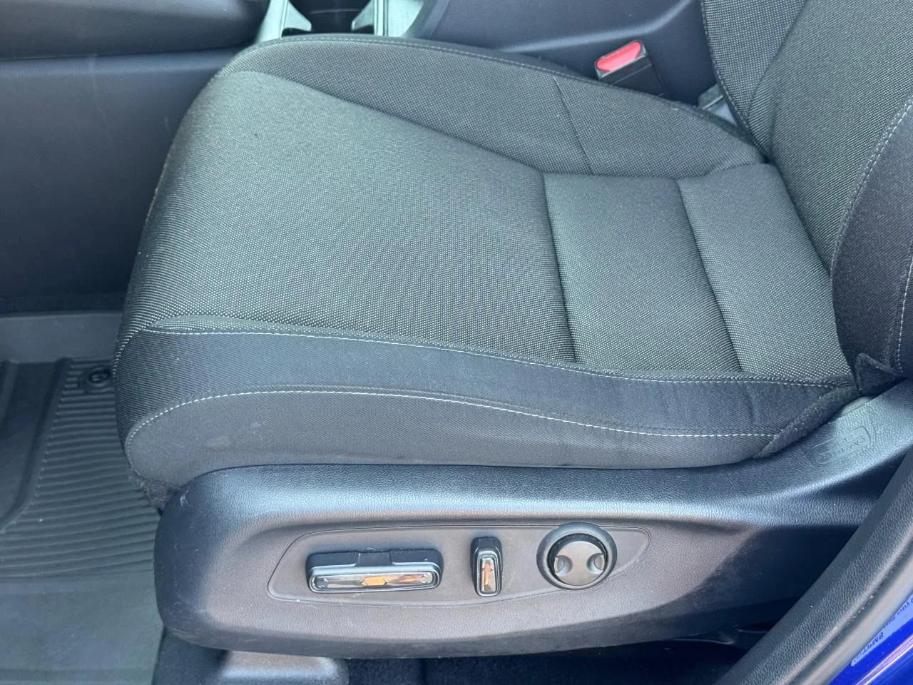 2025 Honda CR-V EX - Photo 18