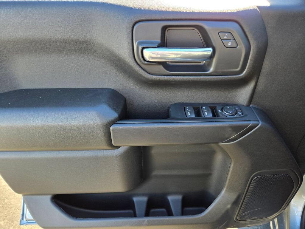 2026 Chevrolet Silverado 1500 Custom - Photo 9