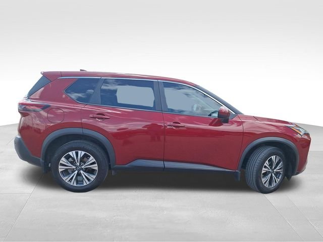 Used 2023 Red Nissan SV image 9