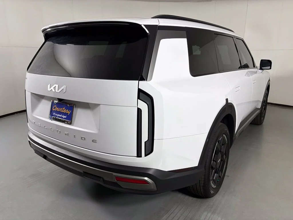 New 2027 Glacial White Pearl Kia EX image 8