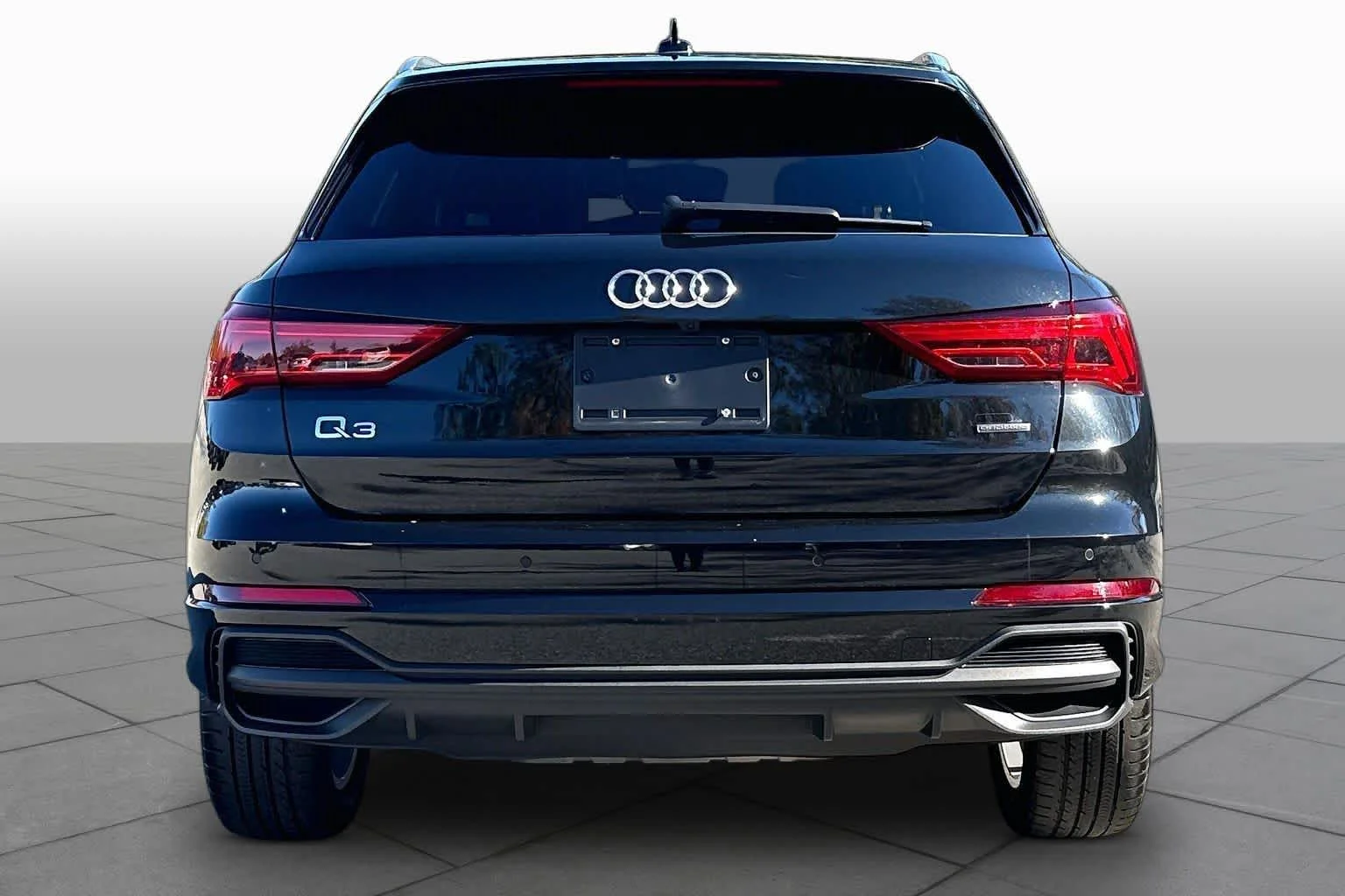 Used 2024 Mythos Black Metallic Audi S line Premium image 5