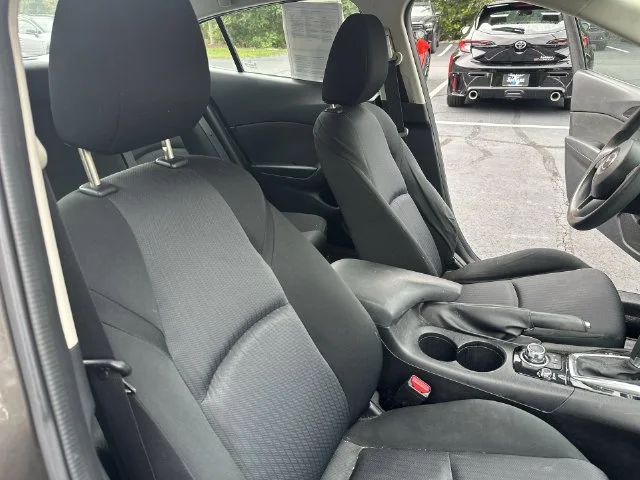 Used 2016 Silver Mazda i Sport image 20