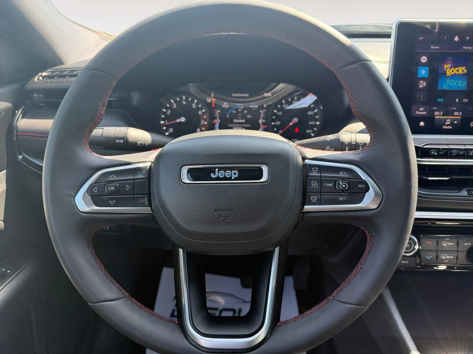 Used 2025 Bright White Clearcoat Jeep Trailhawk image 16