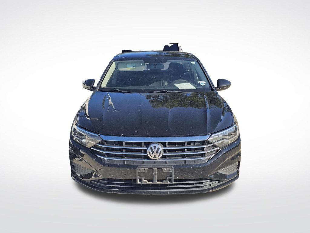 Used 2019  Volkswagen  image 4