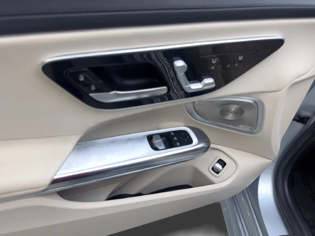 Used 2024 Silver Mercedes-Benz CLE 450 image 33