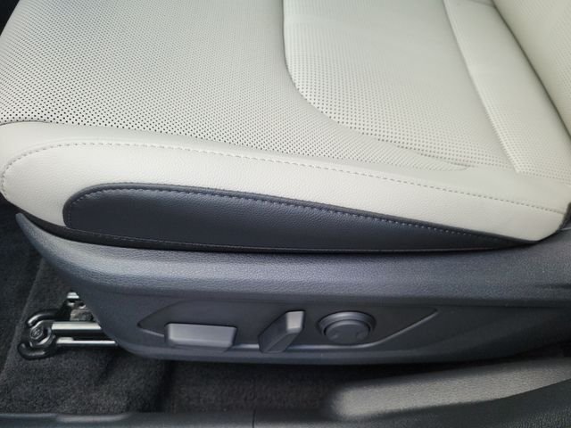 New 2026 Panthera Metal Gray Kia EX image 25