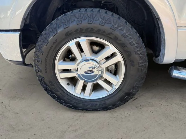 Used 2006 Silver Ford XLT image 14