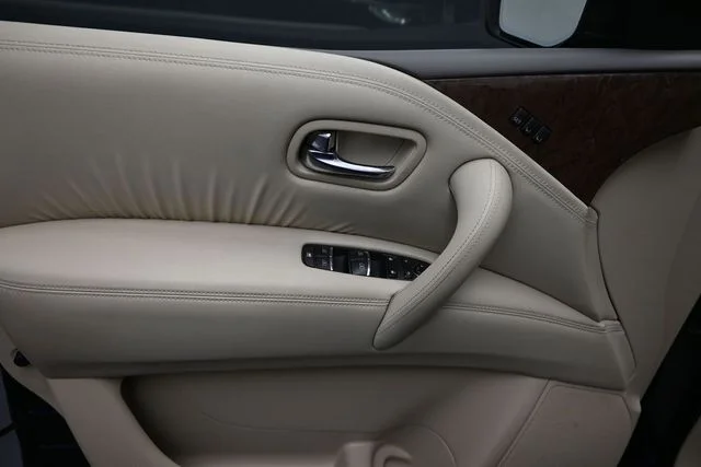Used 2015 Blue INFINITI Base image 20