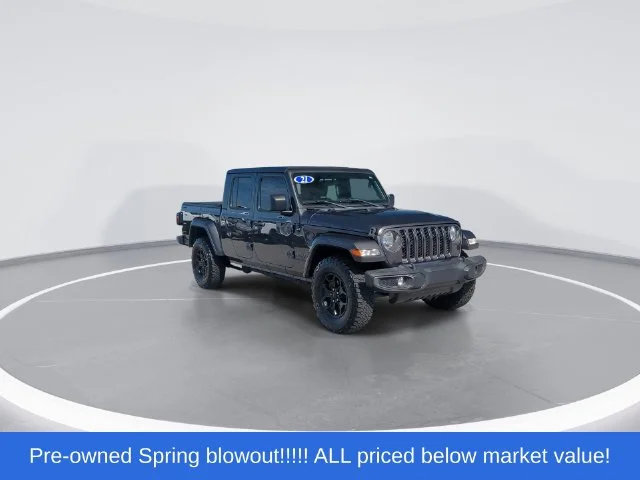 Used 2021 Gray Jeep Sport image 2