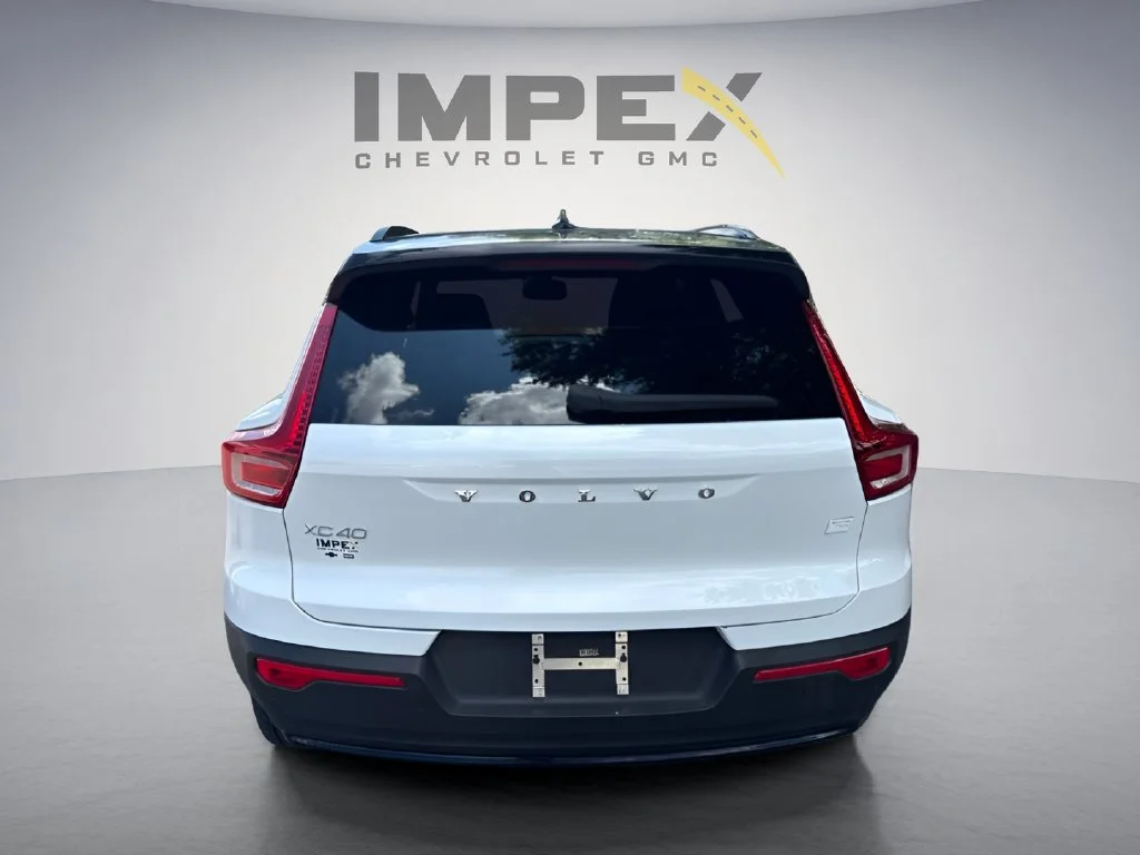Used 2023  Volvo Ultimate image 4