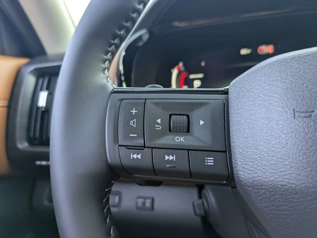 New 2026 Everest White Pearl TriCoat Nissan Platinum image 29
