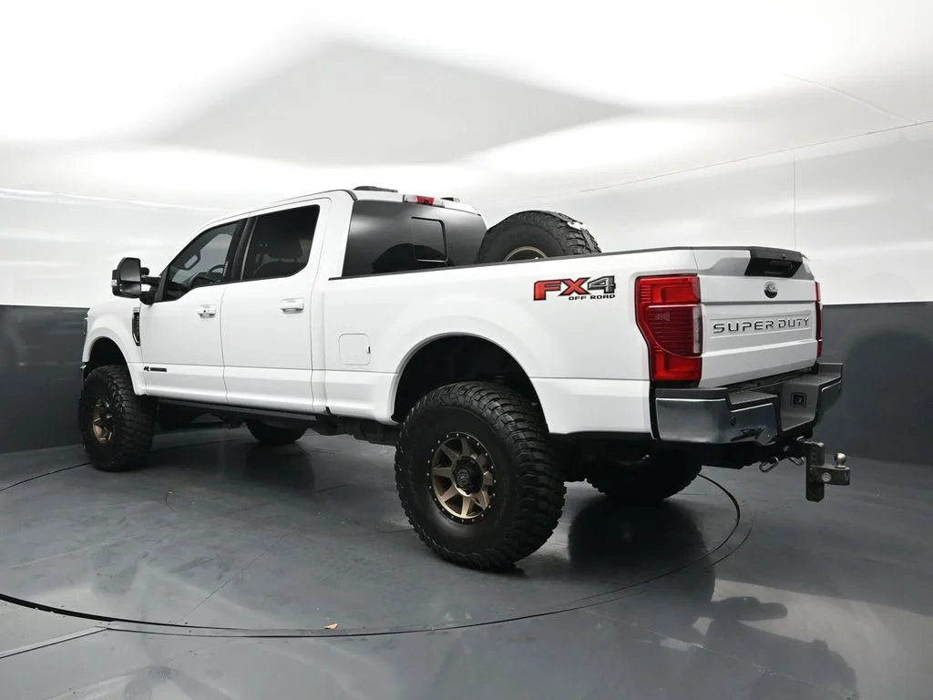 Used 2021 White Ford Lariat image 6