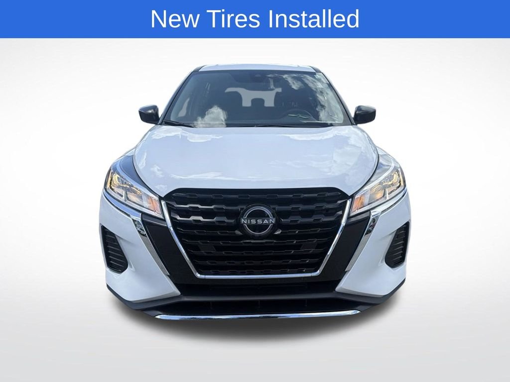 Used 2024 White Nissan S image 2