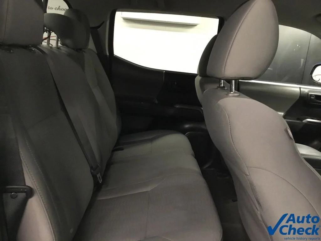 Used 2017 Blue Toyota SR5 image 27