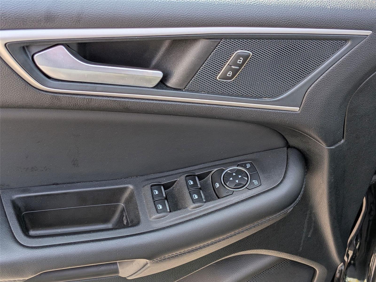 Used 2024 Agate Black Metallic Ford SEL image 13