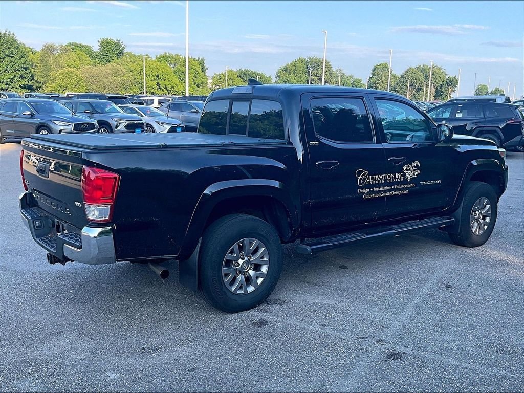 Used 2017 Black Toyota SR5 image 6