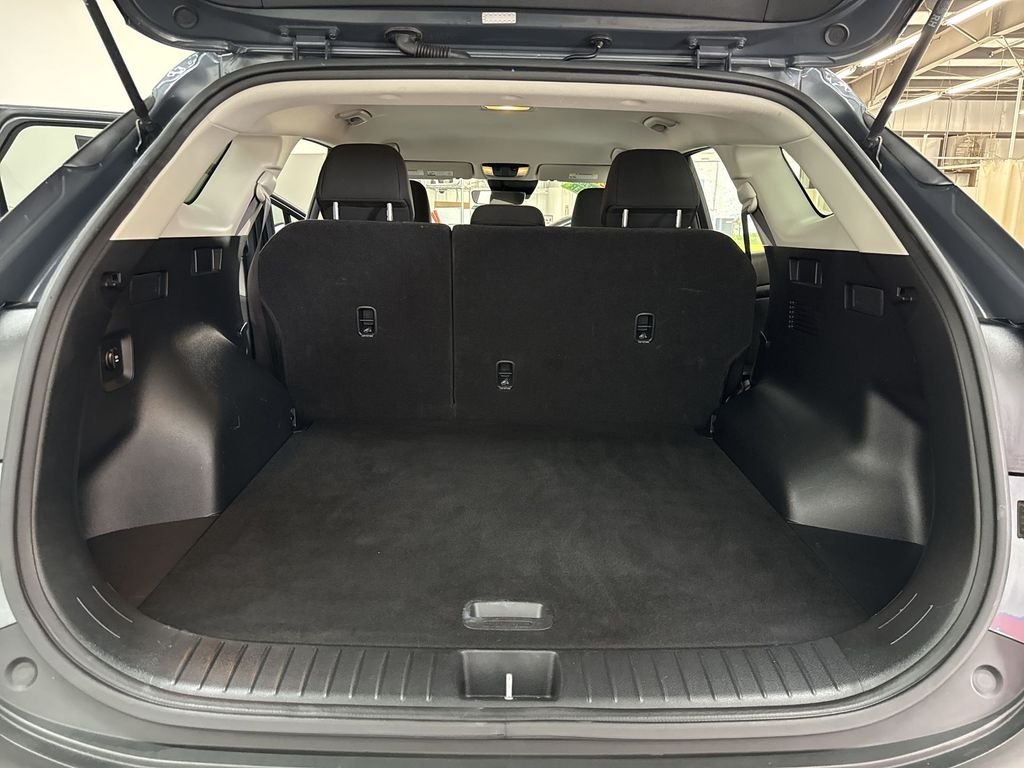 Used 2023 Gray Kia LX image 32