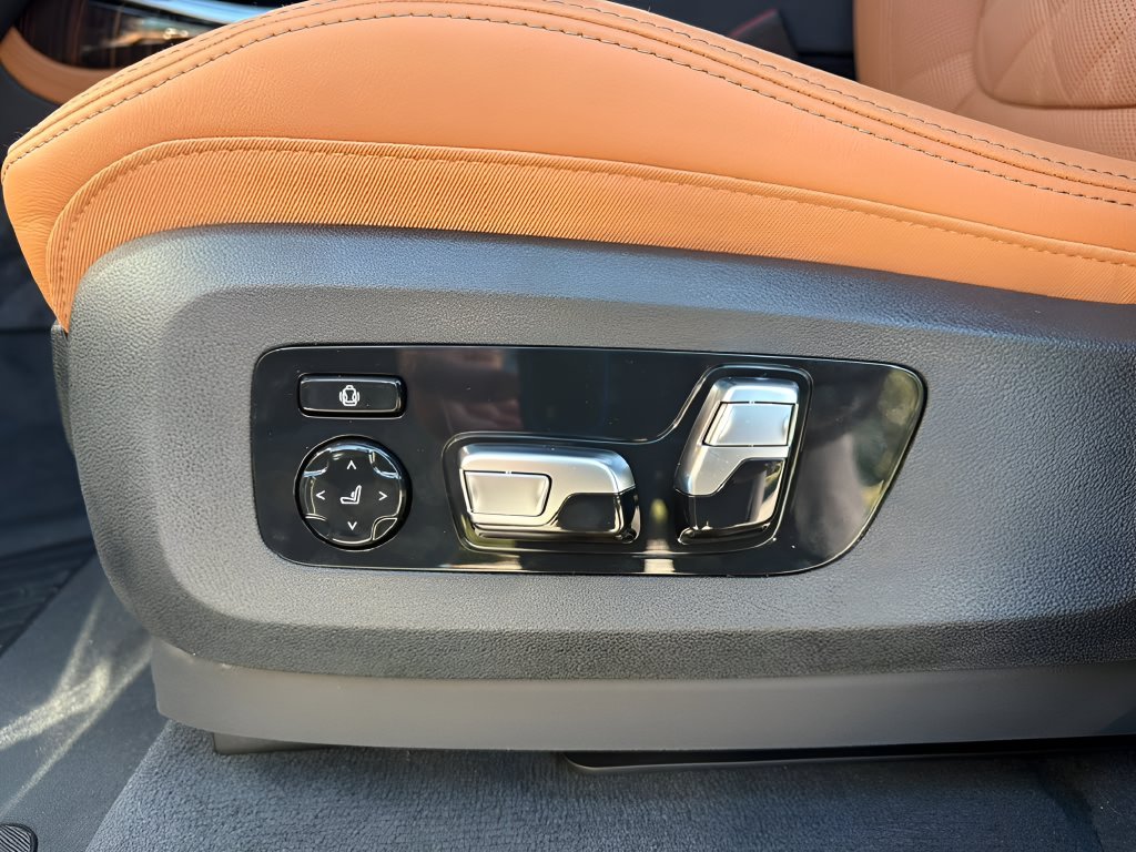 New 2027 Blue Ridge Mountain Metallic BMW xDrive40i image 11