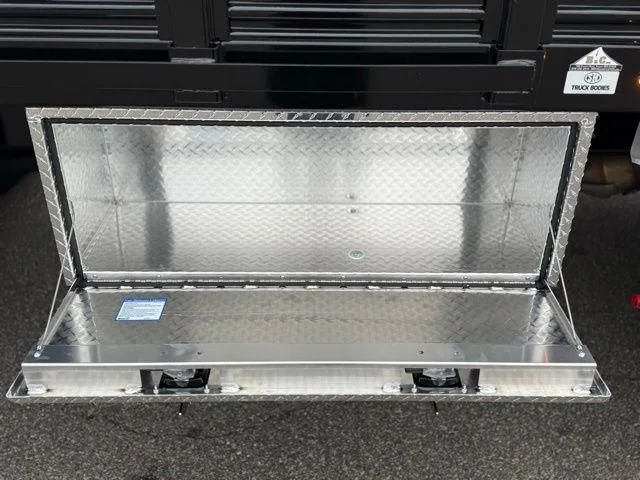 New 2026 Oxford White Ford F-650 Gas Straight Frame image 5
