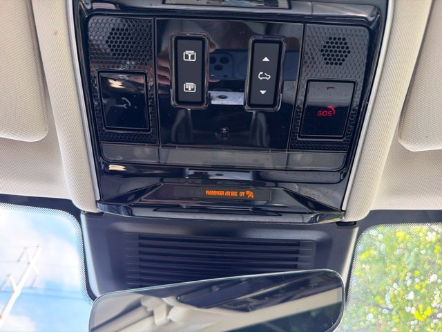Certified Used 2025 Blue Land Rover SE image 27