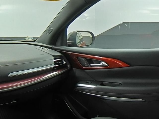 Used 2024 Red Chevrolet Z71 image 40