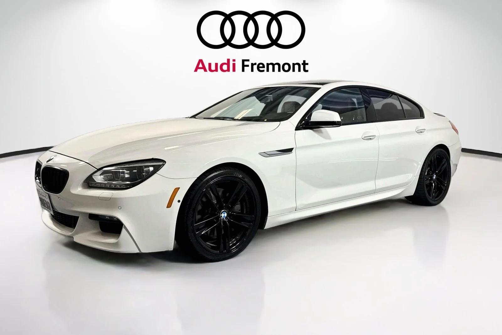 Used 2015 Alpine White BMW 650i image 3
