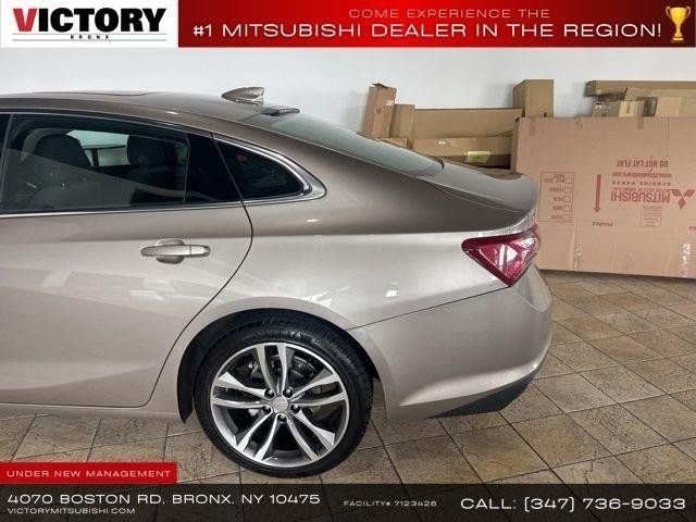 Used 2022 Gray Chevrolet LT image 7