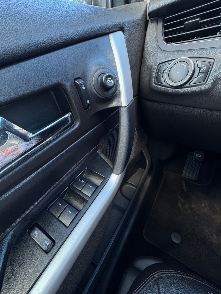 Used 2014 Blue Metallic Ford SEL image 16