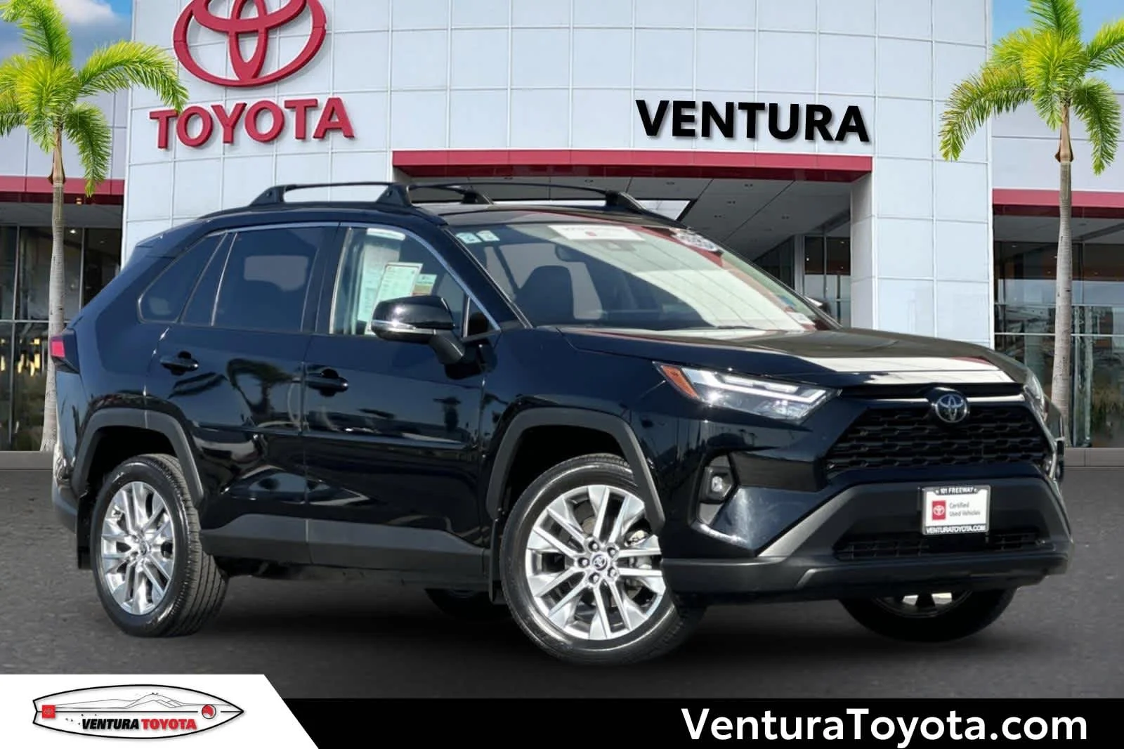 2023 Toyota RAV4 XLE Premium FWD's photo