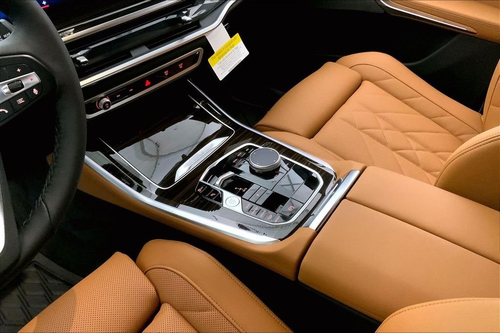 Used 2026 Mineral White Metallic BMW  image 6