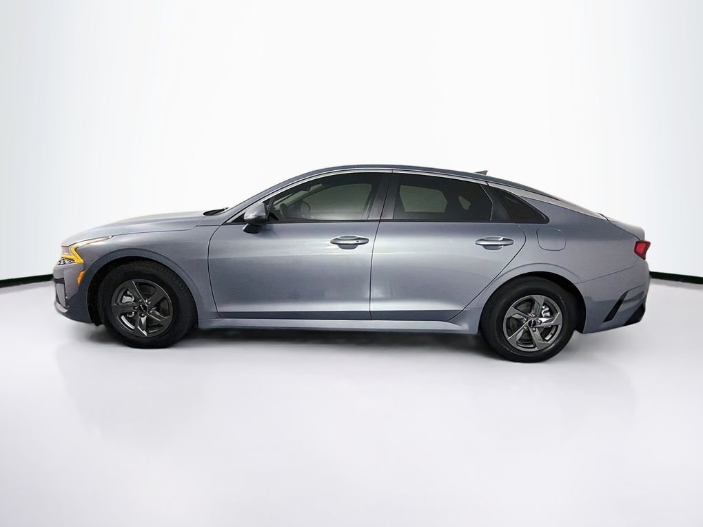 Used 2023 Silver Kia LXS image 6