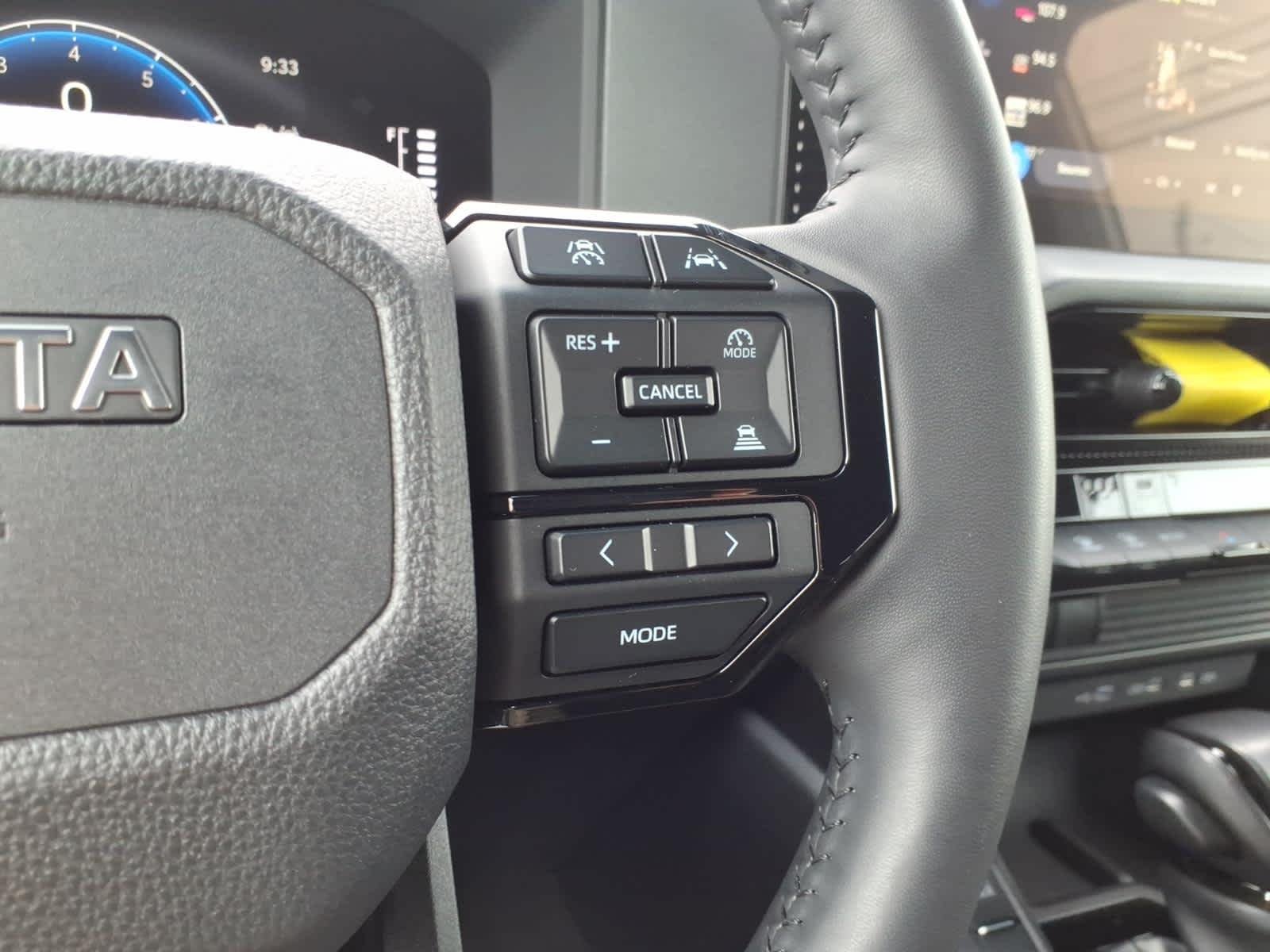 Used 2025 Ice Cap Toyota 1958 image 22