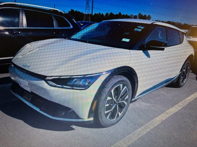 2022 Kia EV6 Wind