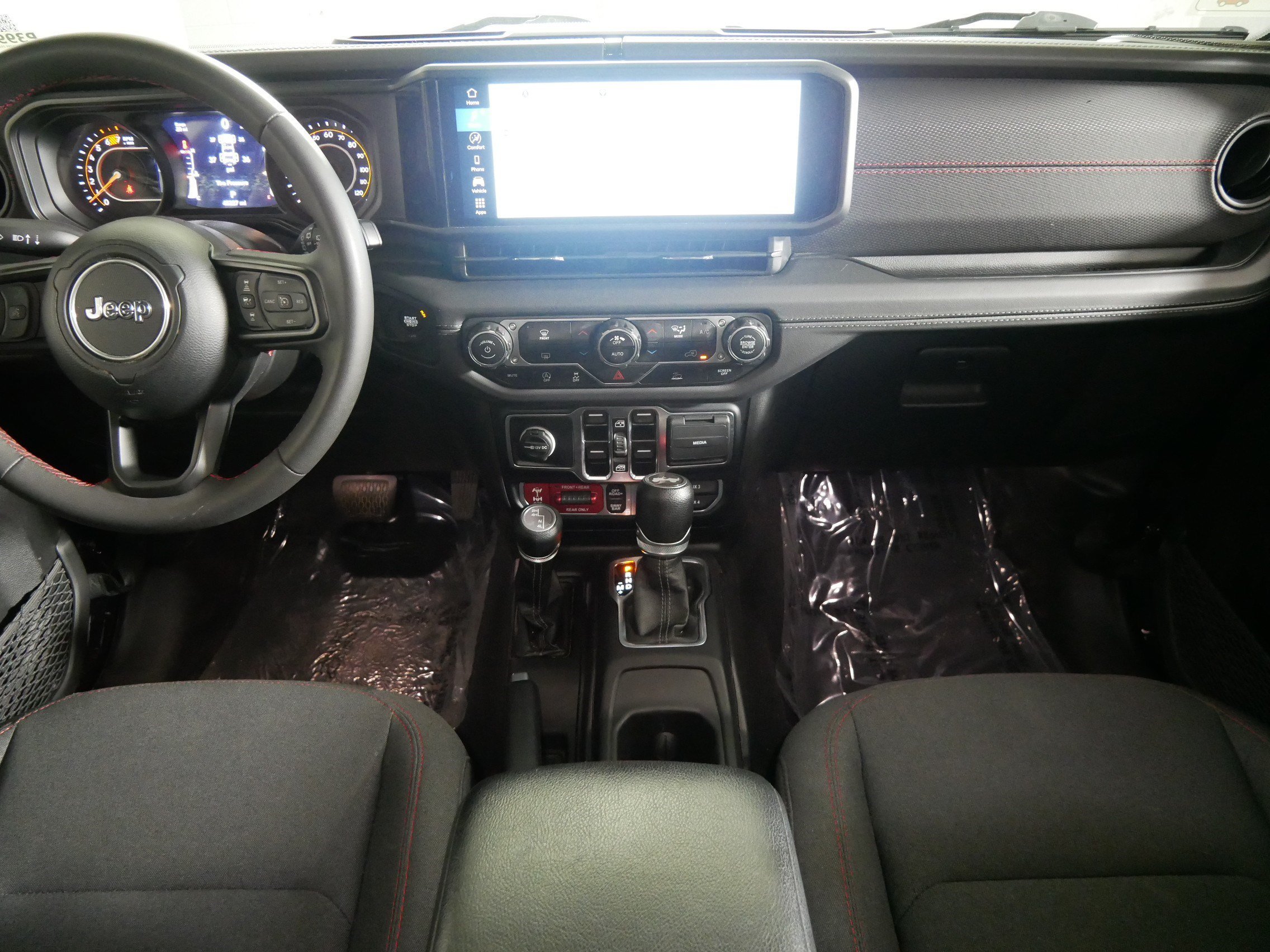 2024 Jeep Wrangler 4-Door Rubicon - Photo 10