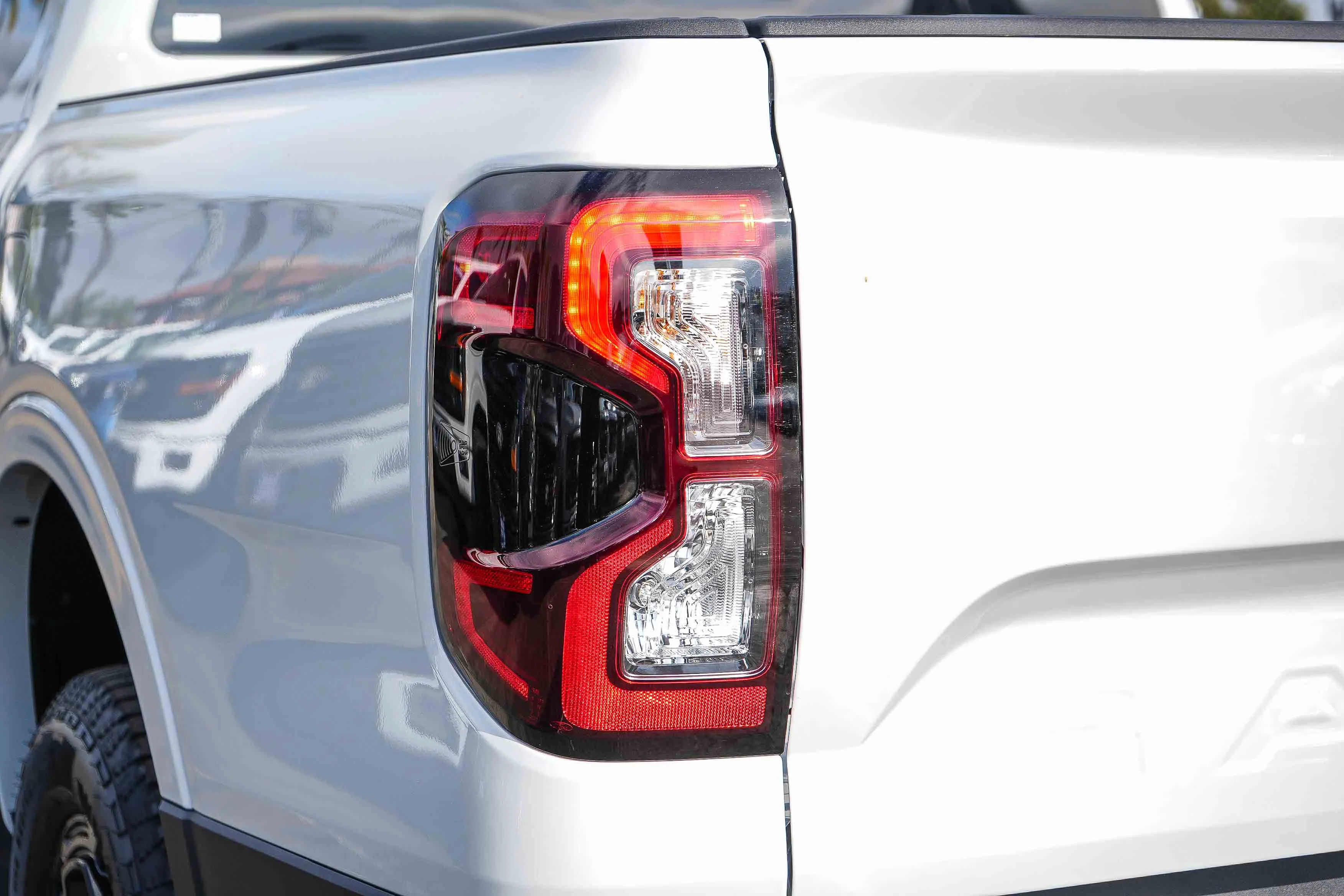 New 2026 Avalanche Ford XLT image 9