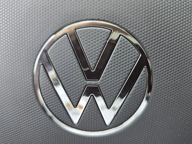 Used 2024 Blue Volkswagen 1.5T SE image 29