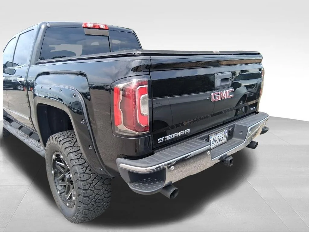 Used 2018 Black GMC SLT image 5