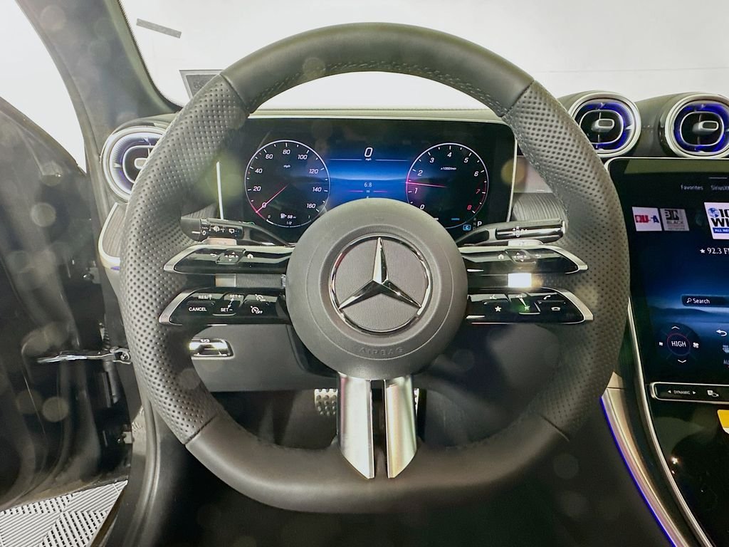 Used 2026 Graphite Grey Metallic Mercedes-Benz GLC 300 image 10