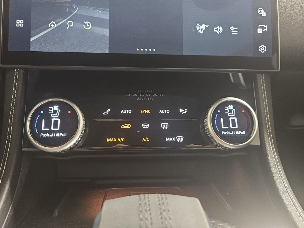 2026 Jaguar F-Pace R-Dynamic S - Photo 18